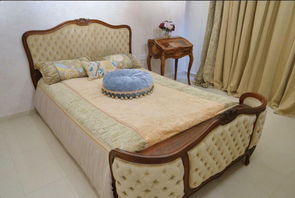 Huge Penthouse With Private Pool Apartment Paphos Ngoại thất bức ảnh