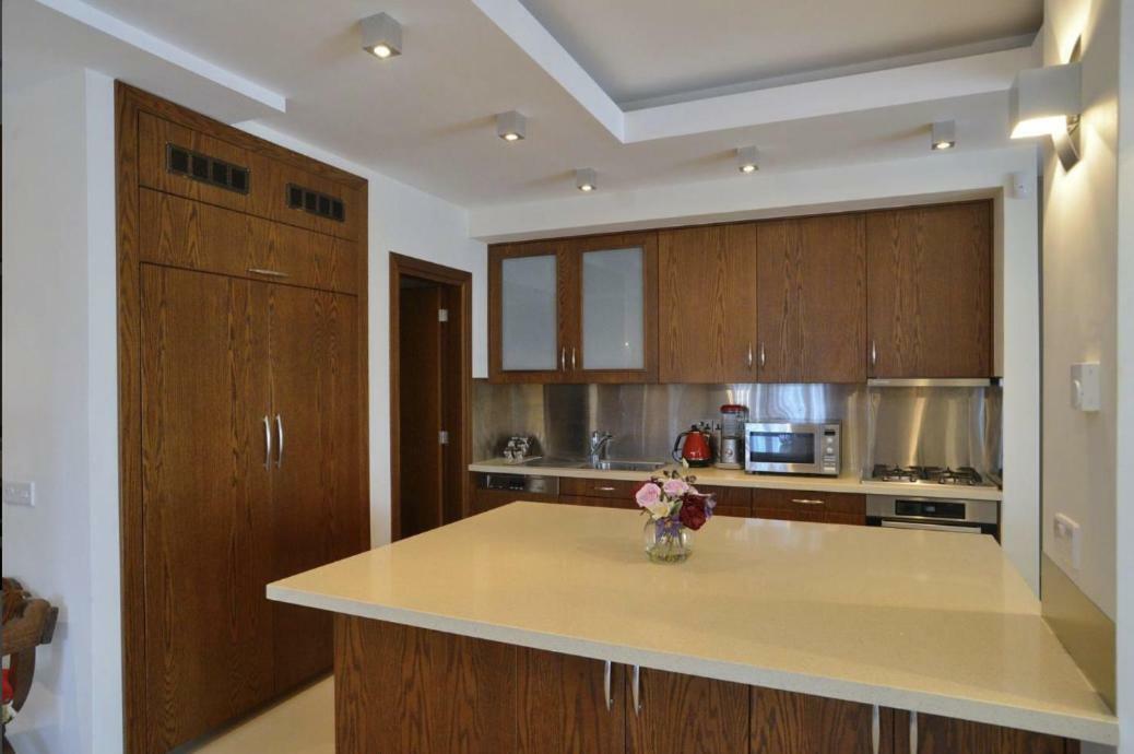 Huge Penthouse With Private Pool Apartment Paphos Ngoại thất bức ảnh